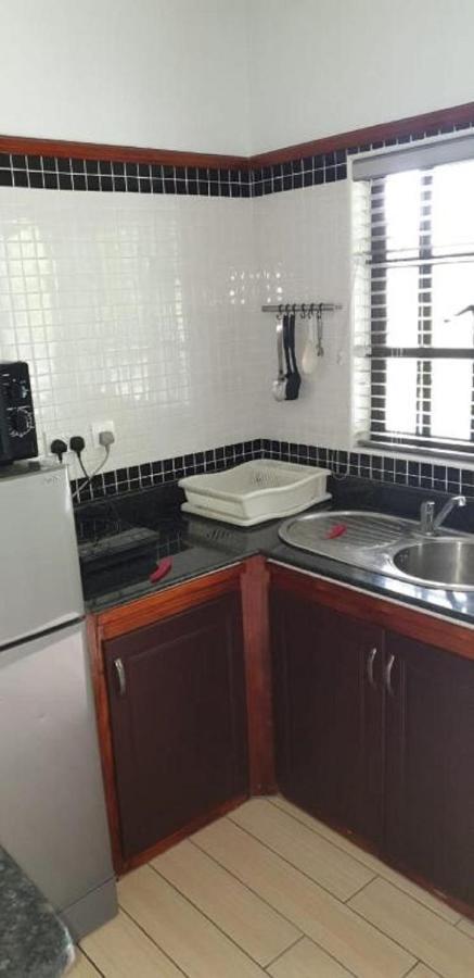 La Digue Self-Catering Apartments Экстерьер фото