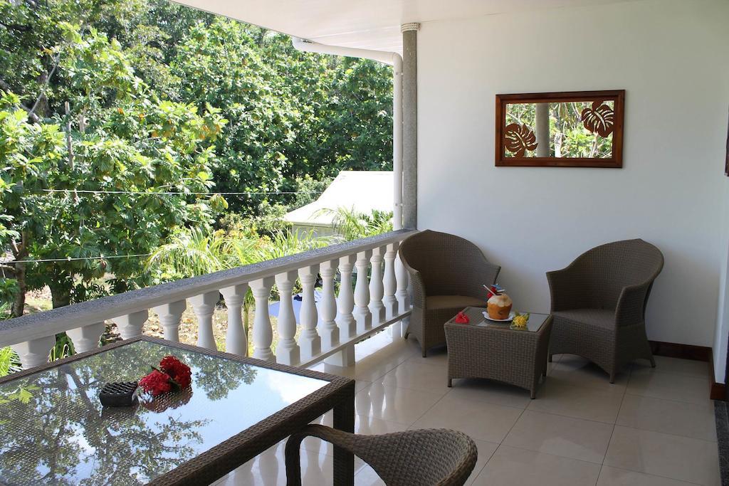 La Digue Self-Catering Apartments Экстерьер фото