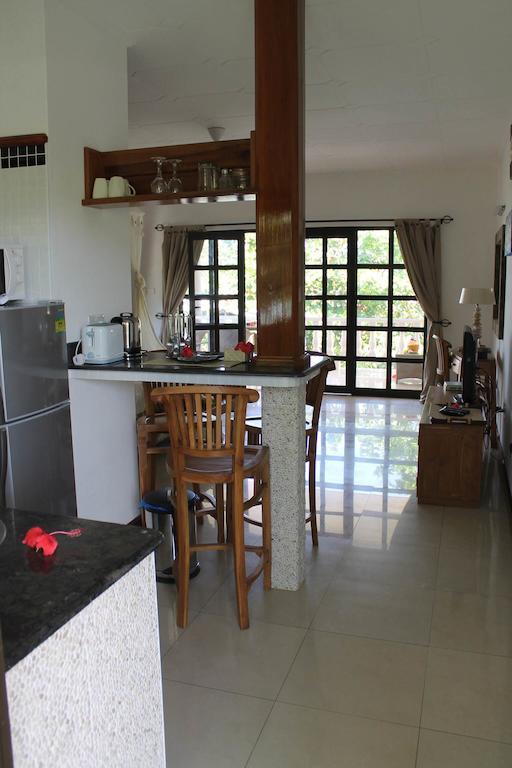 La Digue Self-Catering Apartments Экстерьер фото