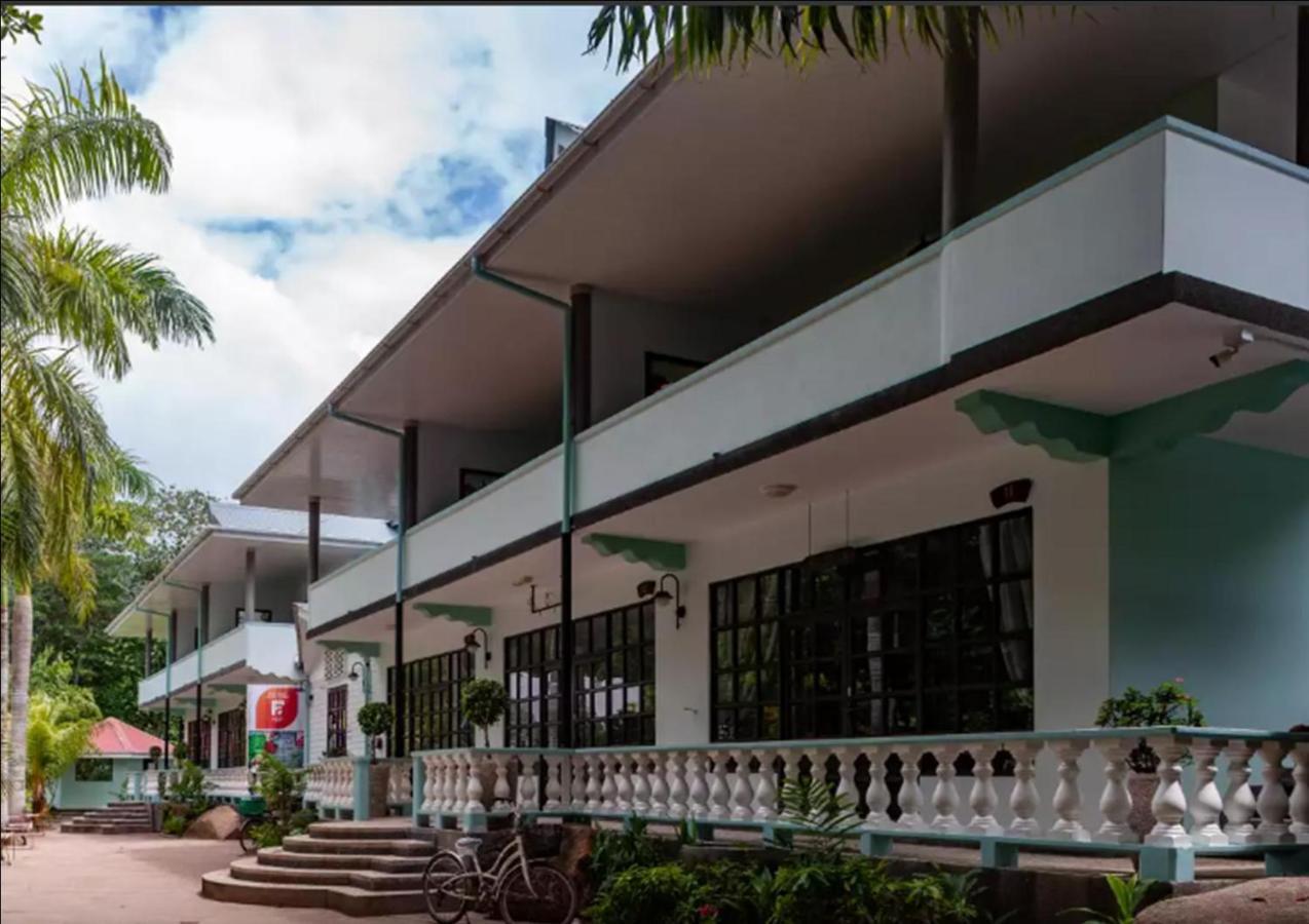 La Digue Self-Catering Apartments Экстерьер фото