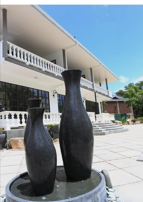 La Digue Self-Catering Apartments Экстерьер фото